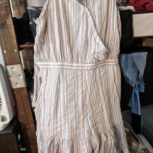 American Eagle Romper 100% viscose size L